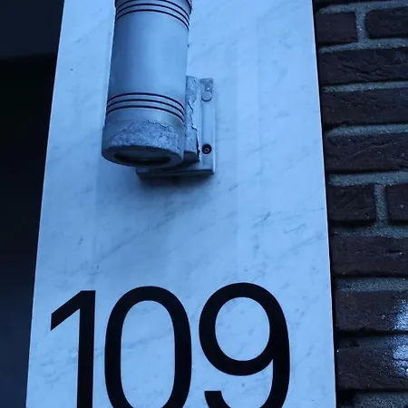 아파트 109 Wilhelmstrasse